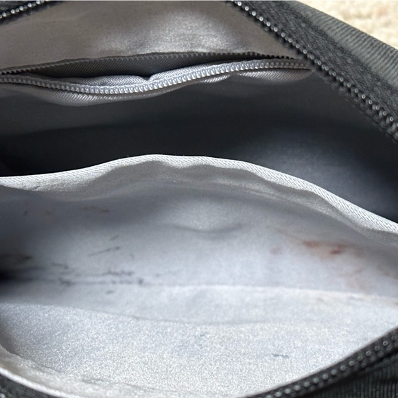 Travelon Crossbody Bag Purse 5-Point Anti-Theft Protection RFID Blocking Pocket - Picture 4 of 10